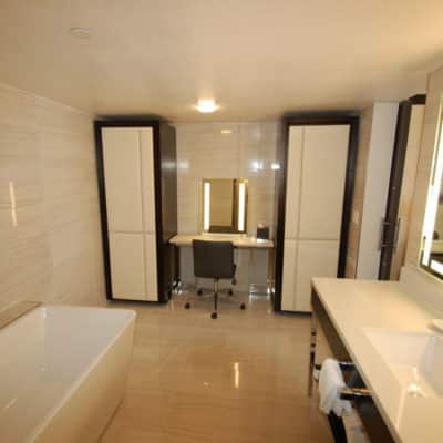 Harrah's Laughlin Room Remodel 18